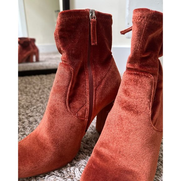 Velvet Rust Steve Madden Chunky Booties - Picture 2 of 4